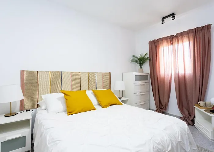 Eden 105 Surfy Stylish Bed&coffee